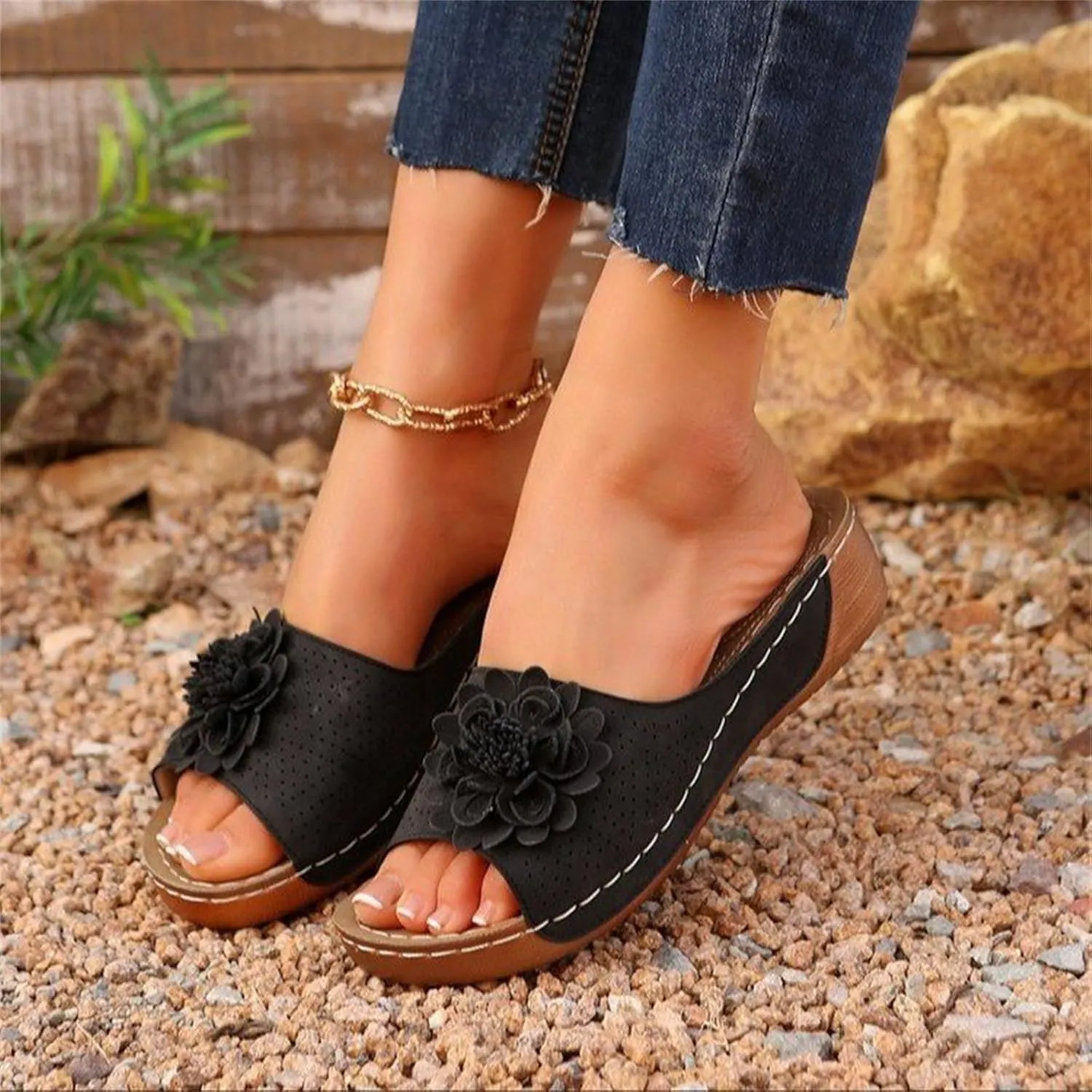 Chic Flowers Orthopedic Sandals for Women Summer Beach Comfortable Sandals Wedge Low Open Toe Slides Fish Mouth Leather Slippers Dressy Casual Slip-On with Arch Support